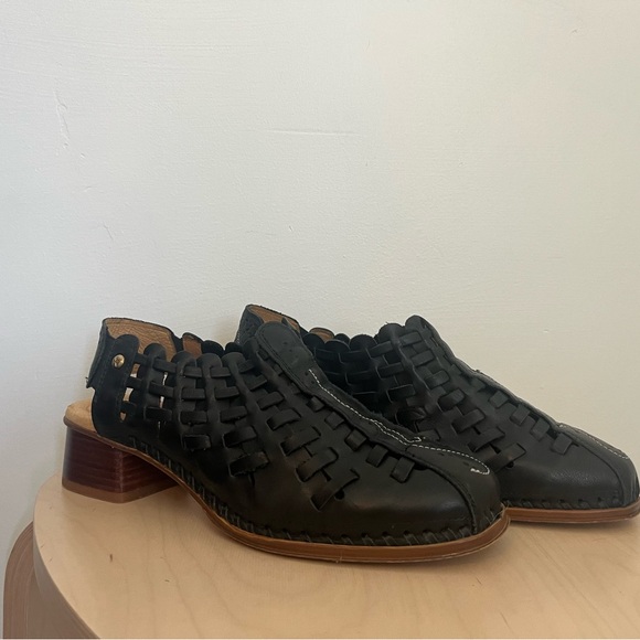 PIKOLINOS Shoes - Pikolinos Black Leather Women Shoes
